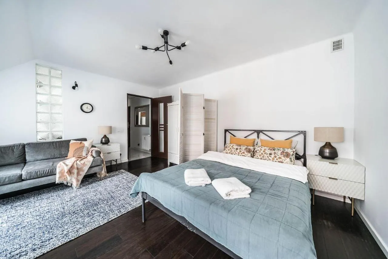 Wroniecka Apartment In Poznan Center